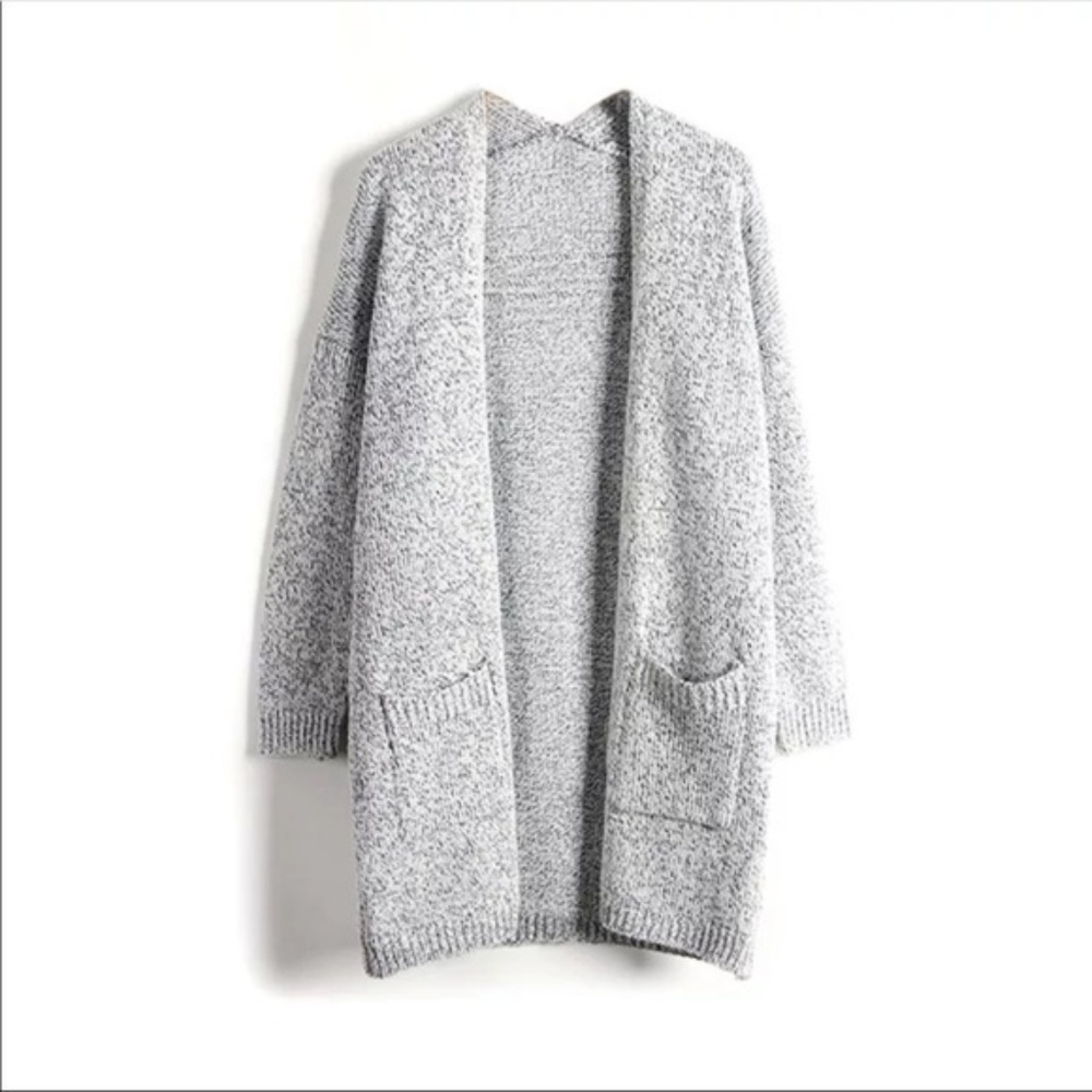 1 Left! Cozy Gray Long Knit Cardigan w/ Pockets - Picture 4 of 7